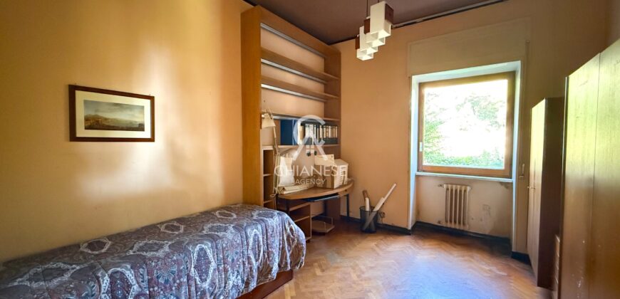 Sala Abbagnano – Appartamento con ingresso indipendente e ampi spazi esterni