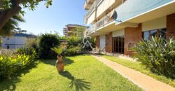 Sala Abbagnano – Appartamento con ingresso indipendente e ampi spazi esterni