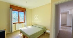 Appartamento ristrutturato con giardino privato a Sala Abbagnano