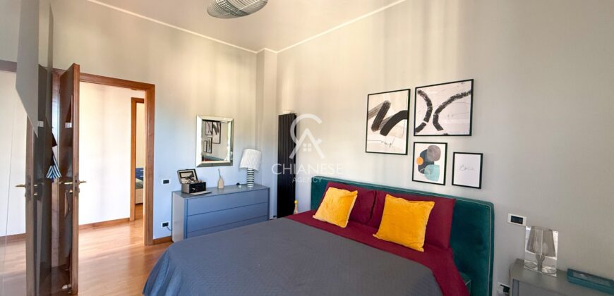 Viale delle Tamerici – Ampio appartamento con vista mare, box auto, cantina e giardino condominiale